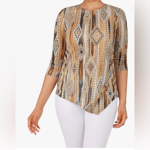 Ruby Rd. Tops - Ruby Rd. Striped Geometric Print 3/4 Sleeve Top in Tan & Brown